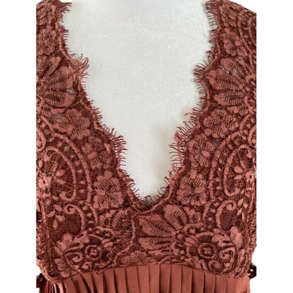 Zara Terracotta Pleated Guipure Lace Dress Size Medium - Picture 8 of 13